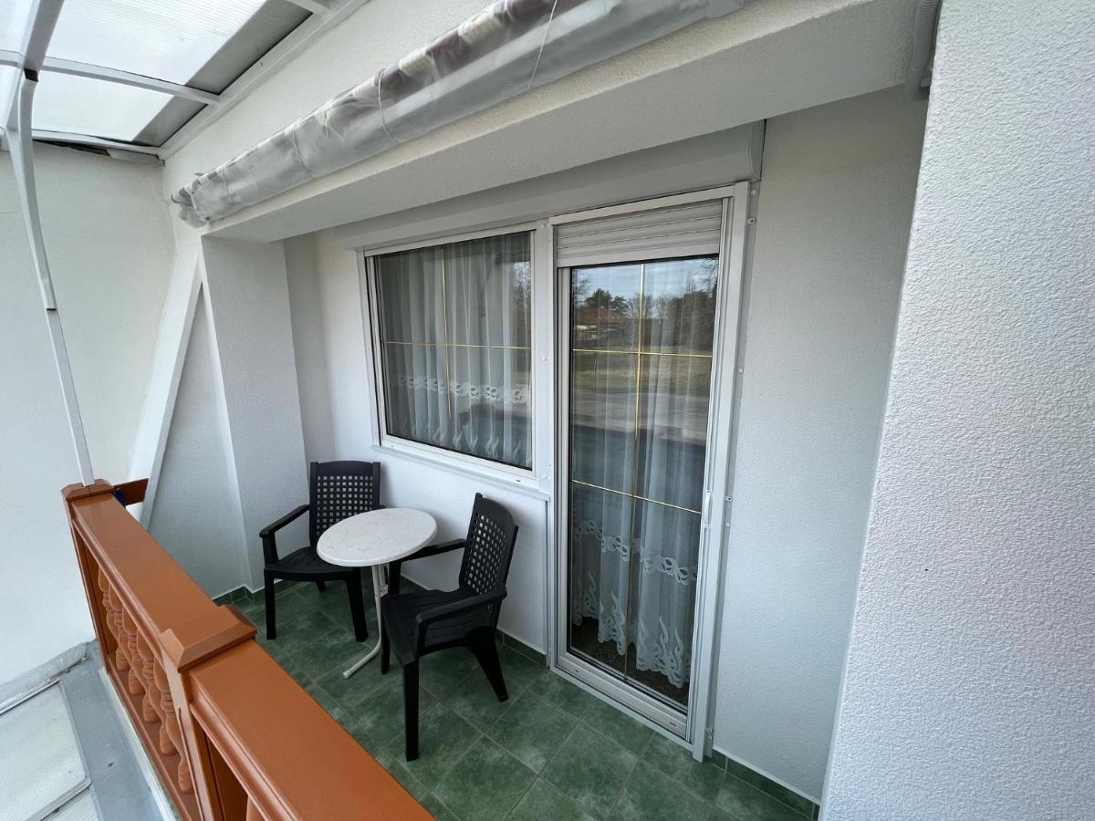 Karolin Apartman Bük Exterior foto