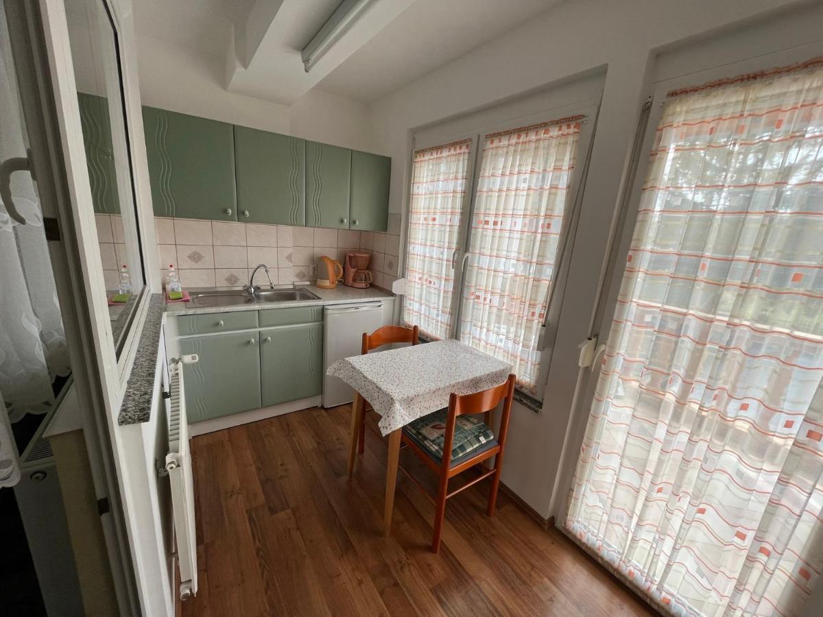 Karolin Apartman Bük Exterior foto
