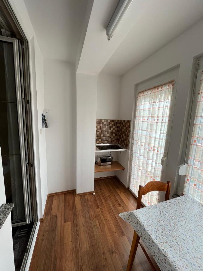 Karolin Apartman Bük Exterior foto