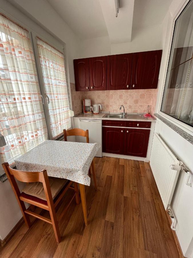 Karolin Apartman Bük Exterior foto