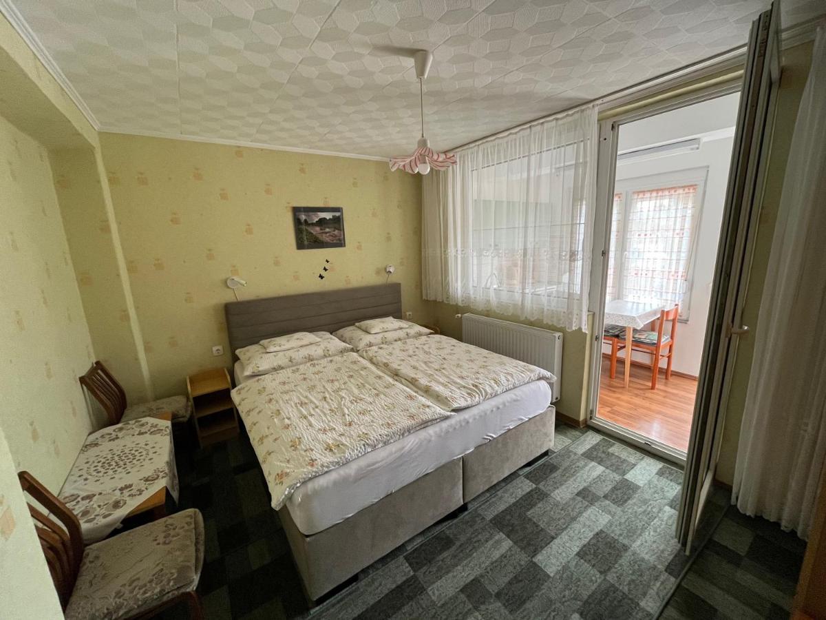 Karolin Apartman Bük Exterior foto