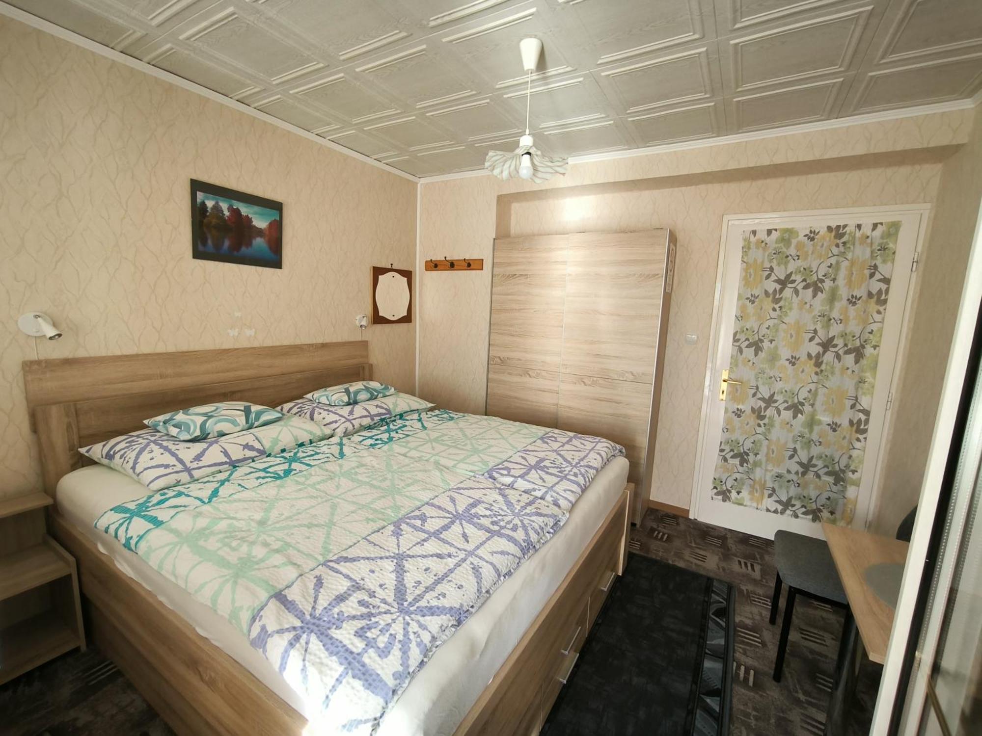 Karolin Apartman Bük Exterior foto